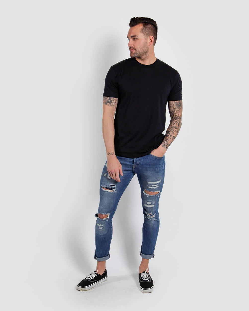 INTO THE AM Essential Tee 10 INTO THE AM Essential Tee